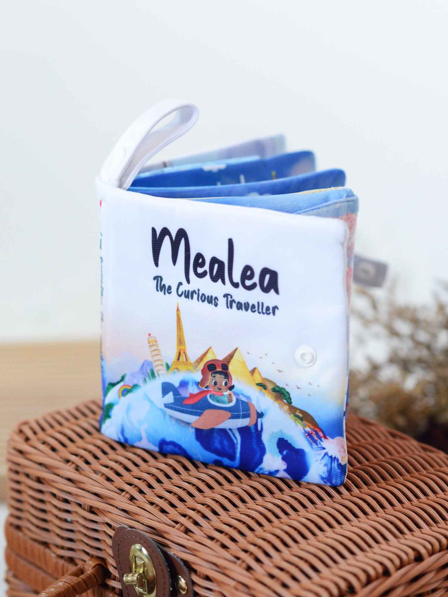Curious Traveller Snuggle Book (10-Page)
