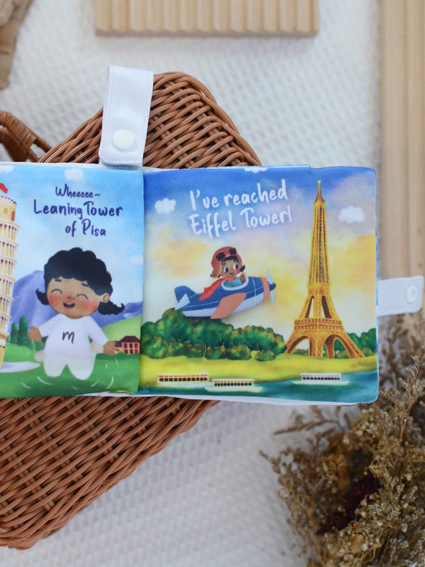 Curious Traveller Snuggle Book (10-Page)