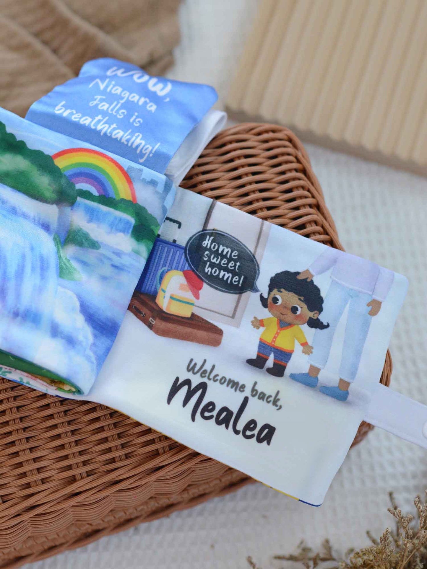 Curious Traveller Snuggle Book (10-Page)