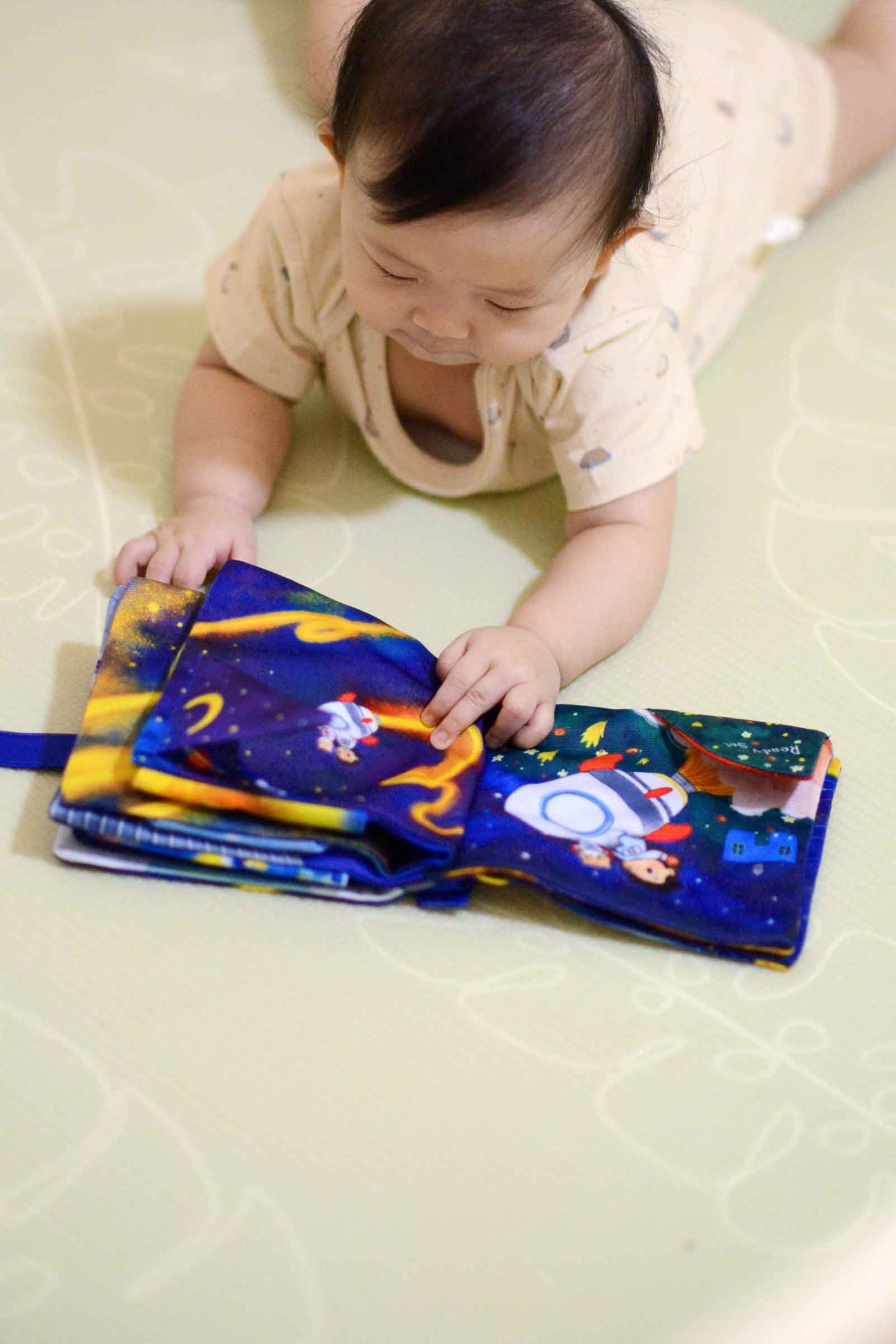 Space Explorer Snuggle Book with Message Dedication (14-Page)