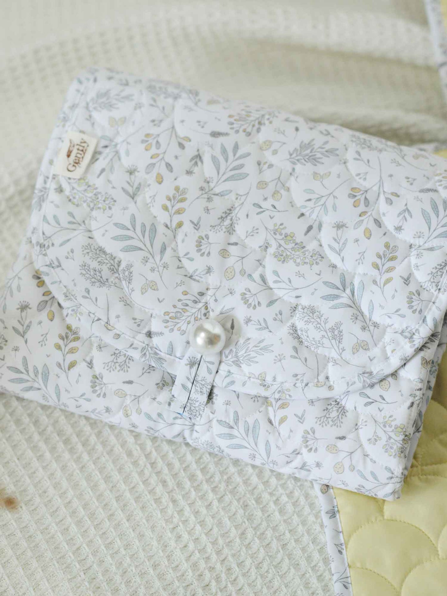 Portable Changing Mat - Garden Notes