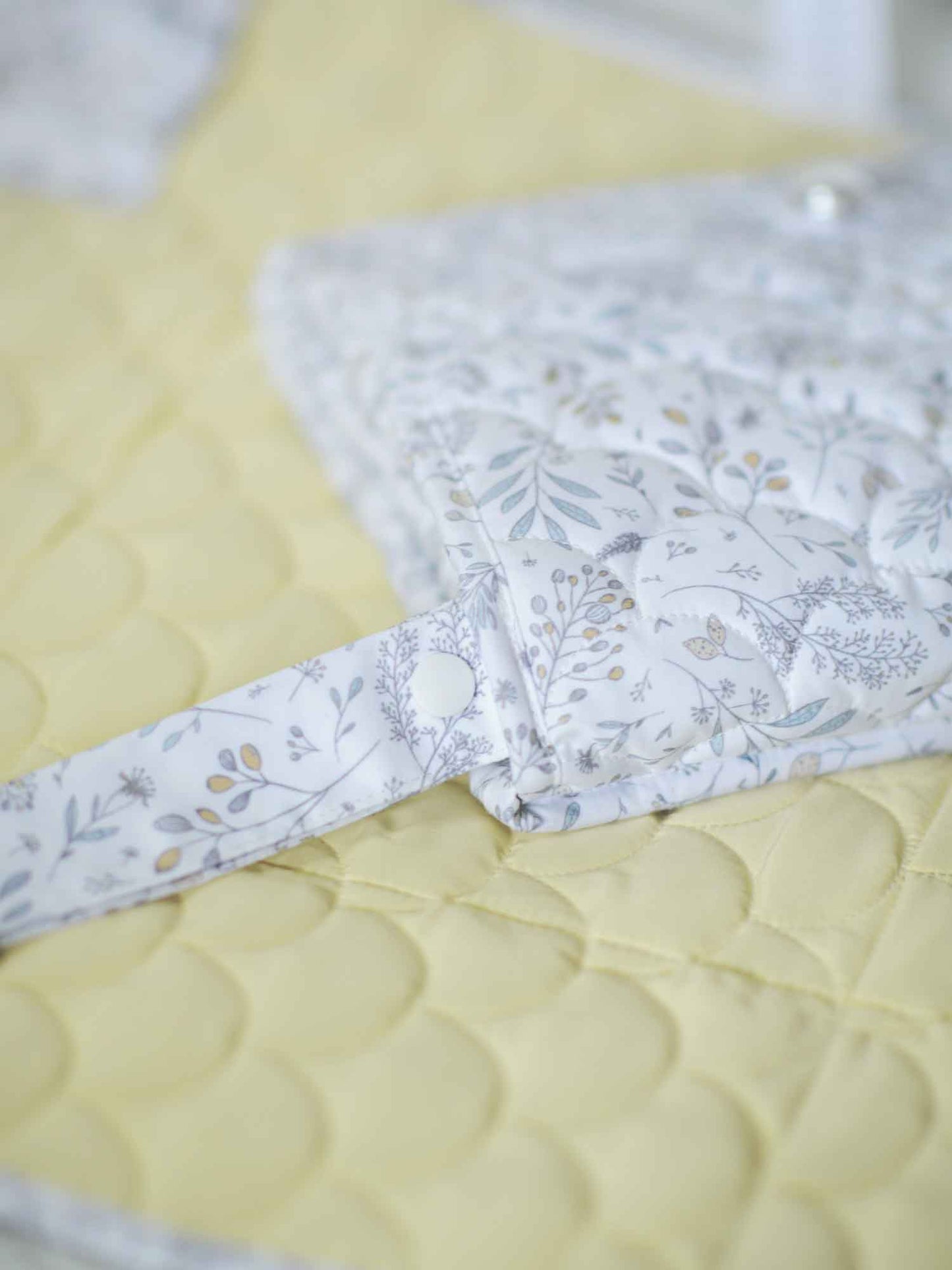 Portable Changing Mat - Garden Notes