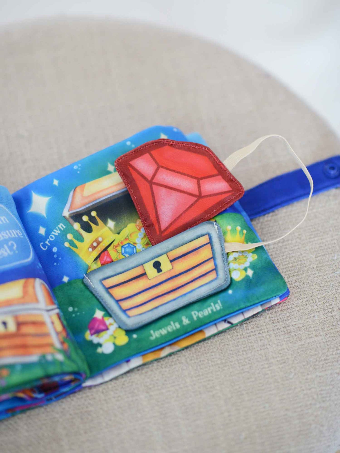 Ocean Explorer Snuggle Book with Message Dedication (14-Page)