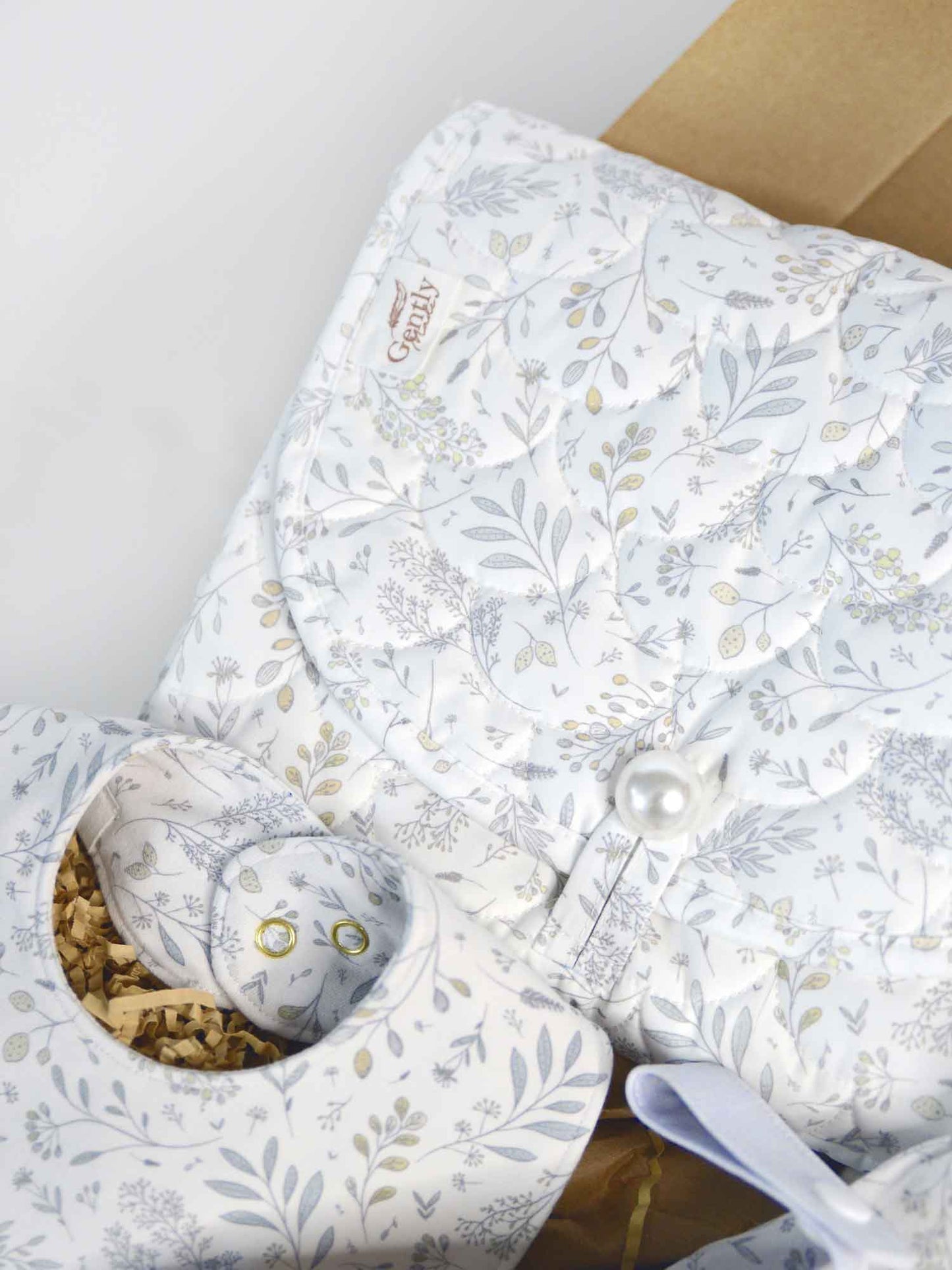 10-Page Snuggle Book Gift Set for Baby - Garden Notes