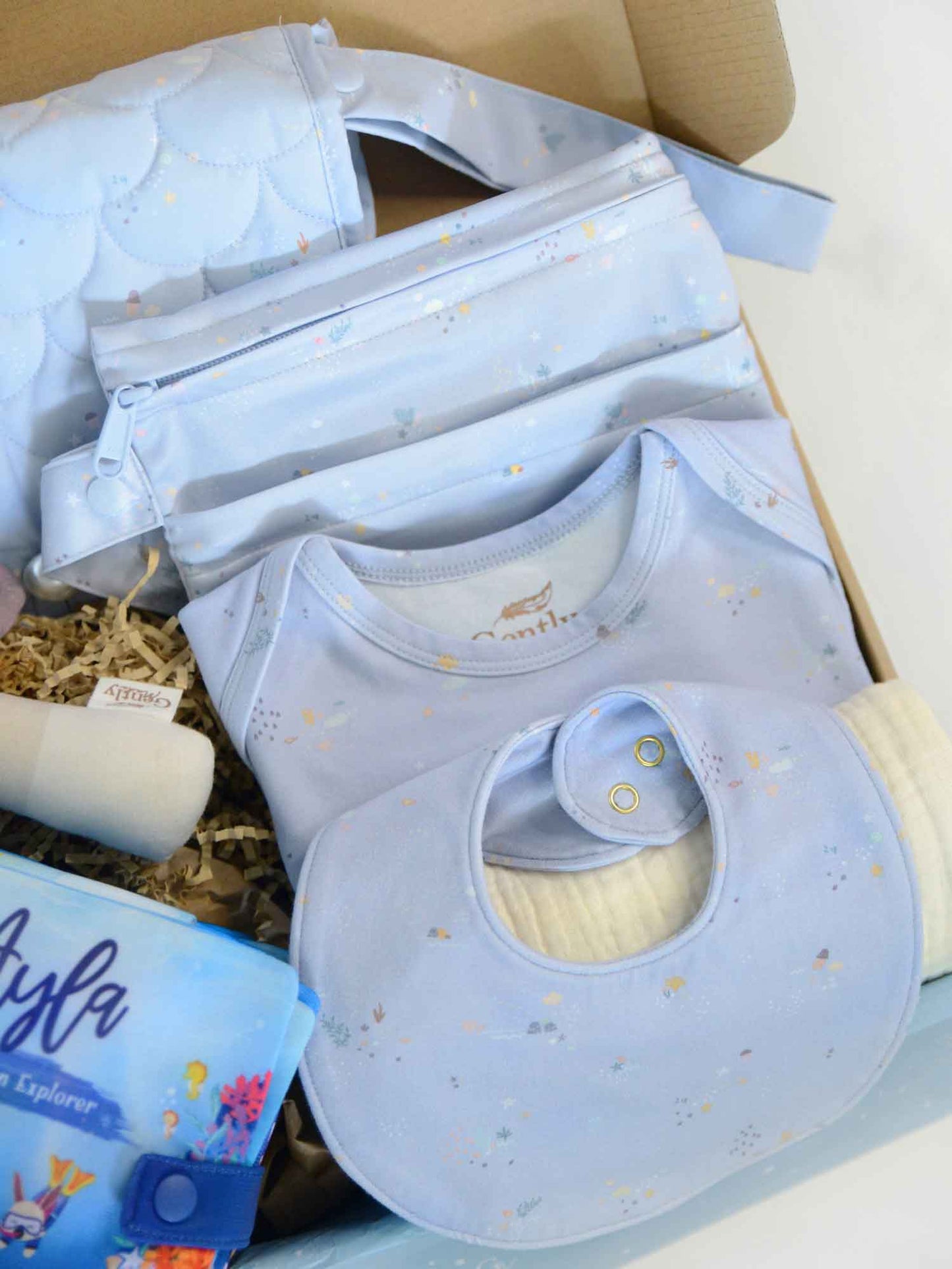 Signature 14-Page Snuggle Book Gift Set - Sea Stories