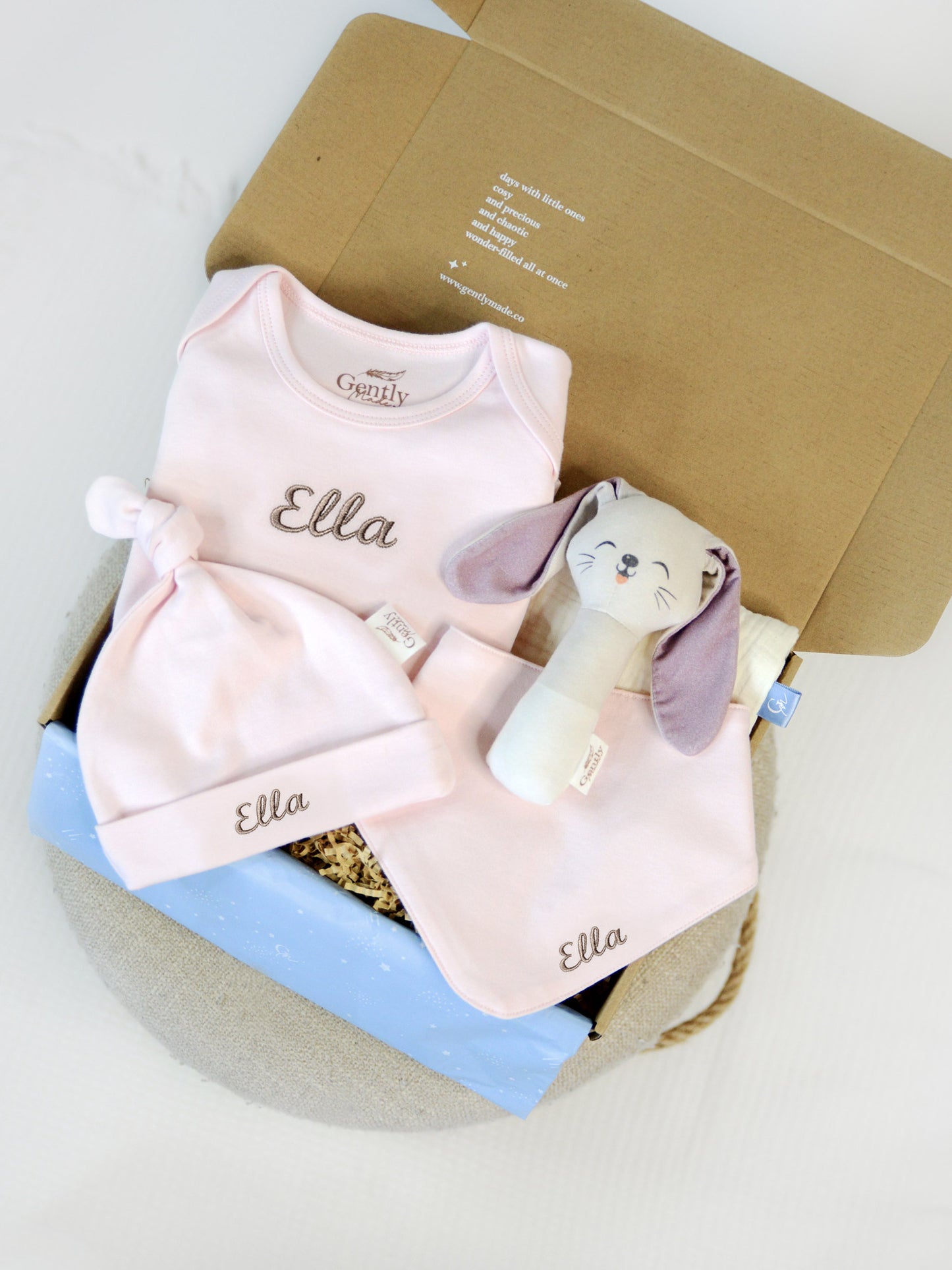Personalised Embroidered Gift Set for Newborn - Pink